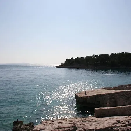Alexandria Вилла Милна
